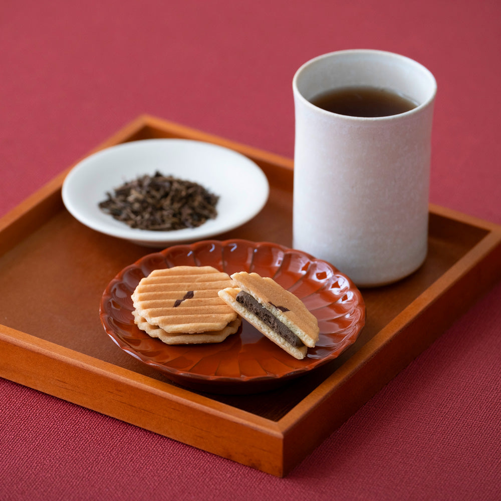 京都名菓子店【鼓月】 有機焙茶 姬千壽仙貝